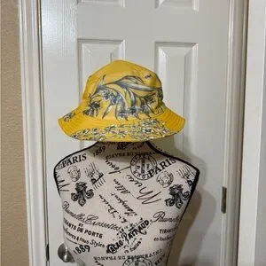 Hermes | Accessories | Nwot Hermes Yellow And White Floral  display picture 2